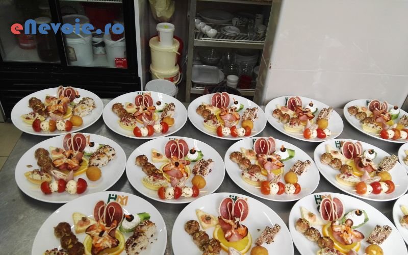 2servicii-catering-organizari-nunti-si-botezuri-organizari-evenimente-organizari-evenimente--adrian-dupoi-.png