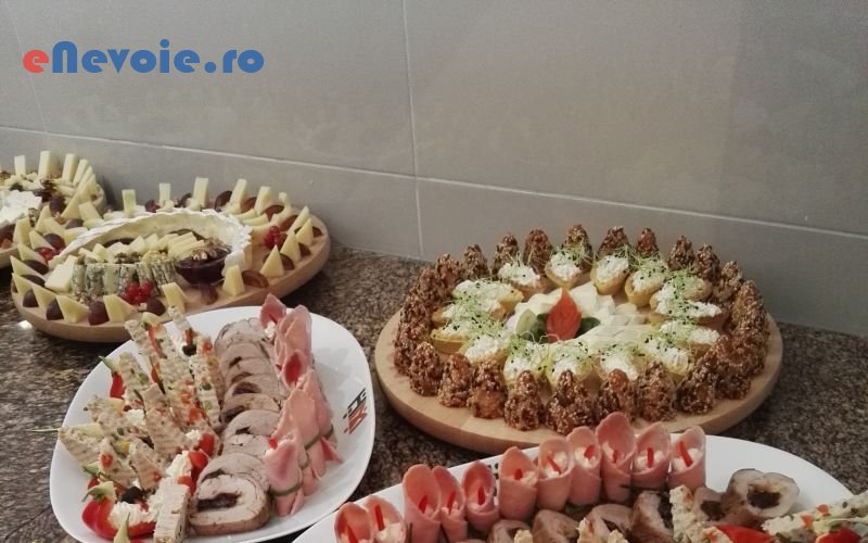 5servicii-catering-organizari-nunti-si-botezuri-organizari-evenimente-organizari-evenimente--adrian-dupoi-.png