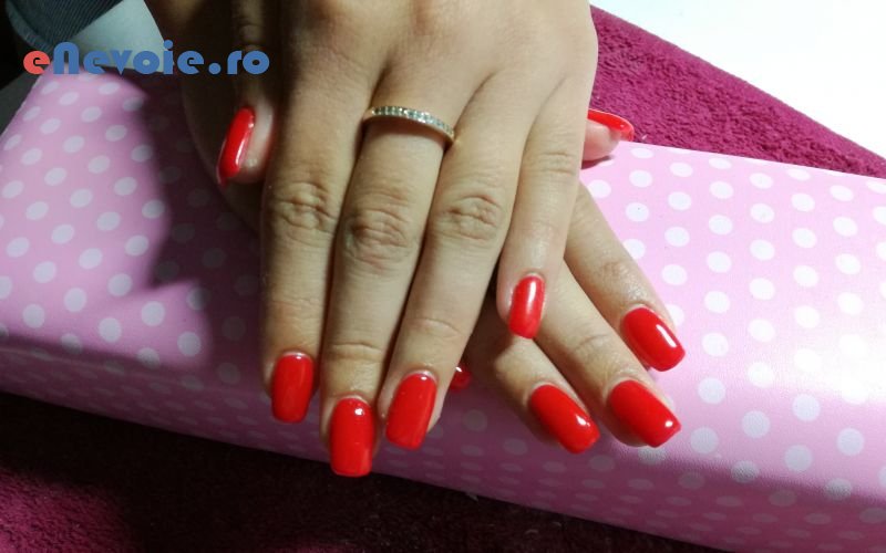 5manichiura-si-pedichiura-cosmetica-relaxare--andreea-patrule.png