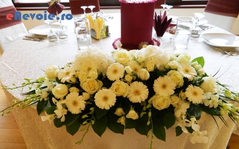 6organizari-nunti-si-botezuri-organizari-evenimente--cosmina-plesa.png