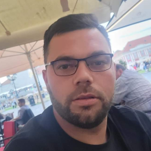 Avatar profil-utilizator/dalibor-laichici-9342-6c/dalibor-laichici-constructii-si-mentenanta-piscine-reconditionari-suprafete-din-lemn-demolari-hidroizolatii-termoizolatii-acoperis-20260106165636.png