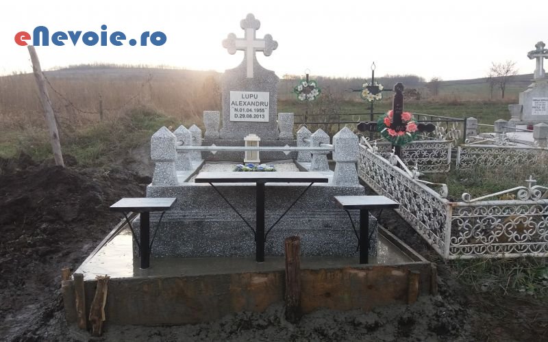 mormite-si-monumente-funerare-servicii-funerare--dmanole2-8542-061.png