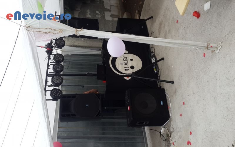 1dj-formatie-muzicala-sonorizare-si-lumini-organizari-evenimente--florin-george.png