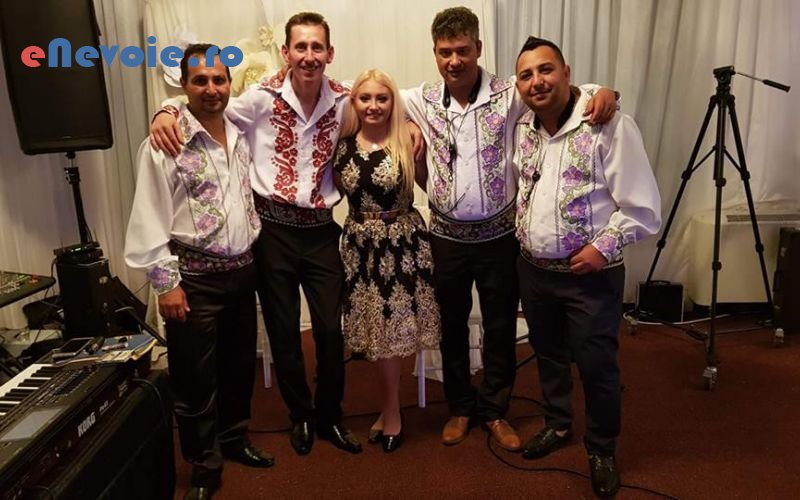 3divertisment-evenimente-formatie-muzicala-organizari-evenimente--formatia-nicu.png