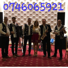 Avatar profil-utilizator/formatia-romantic-din-buzau-official-formatia-romantic-din-buzau-official-5921-64/formatia-romantic-din-buzau-official-formatia-romantic-din-buzau-official-formatie-muzicala-organizari-evenimente--20191102122107.png