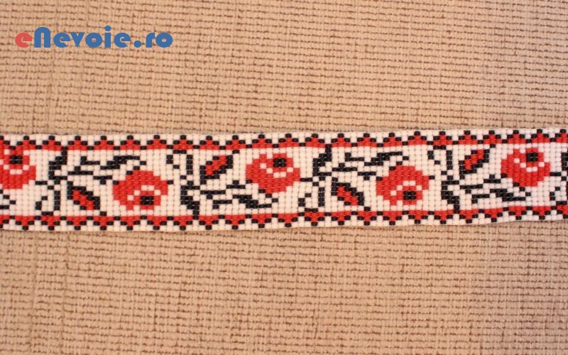 6pictura-bijuterii-handmade-accesorii-handmade-homemade-handmade--pfa-lungu-rad.png