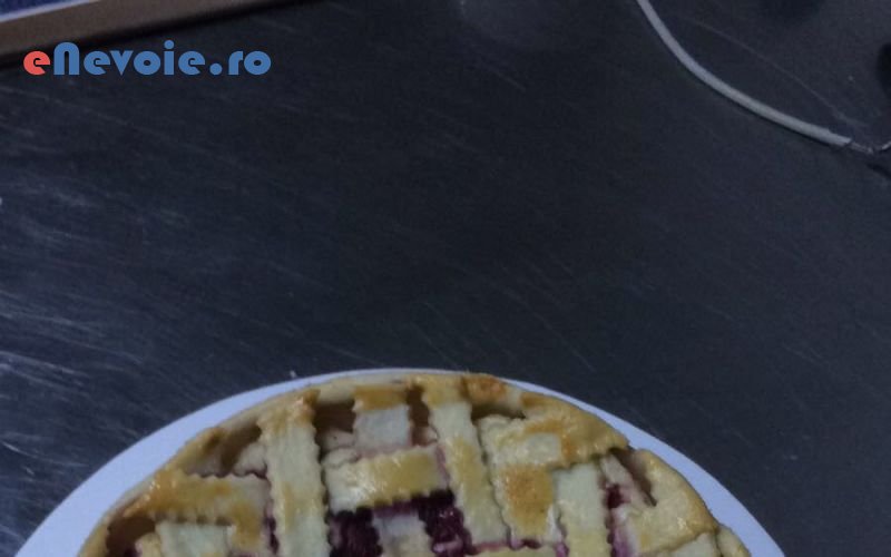 4servicii-catering-organizari-nunti-si-botezuri-organizari-evenimente-organizari-evenimente--sc-buttercup-.png
