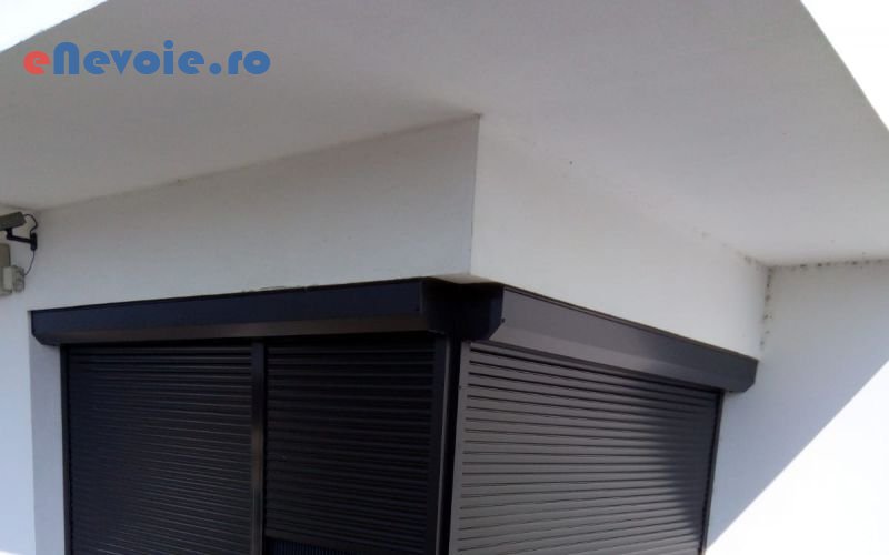 2usi-garaj-plasa-de-insecte-jaluzele-rulouri-exterioare-ferestre-usi-reparatii-tamplarie-tamplarie-aluminiu-tamplarie-pvc-mobilier--sc-dcm-conver.png