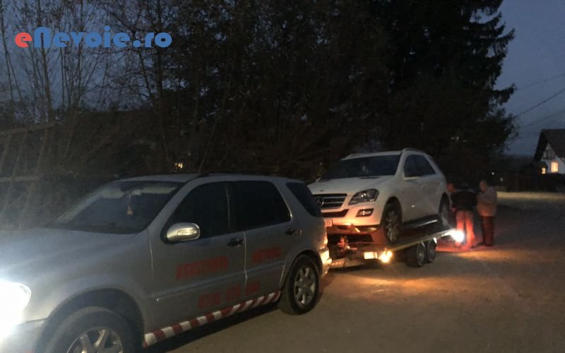 3tractari-auto-asistenta-rutiera-auto-moto--sc-laviniapet.png