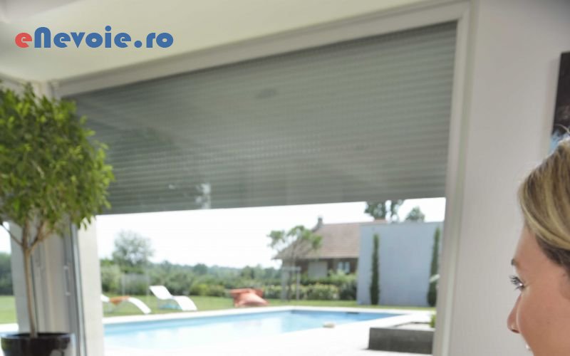 3usi-garaj-plasa-de-insecte-jaluzele-rulouri-exterioare-ferestre-usi-reparatii-tamplarie-tamplarie-aluminiu-tamplarie-pvc-mobilier--sc-maia-magic.png