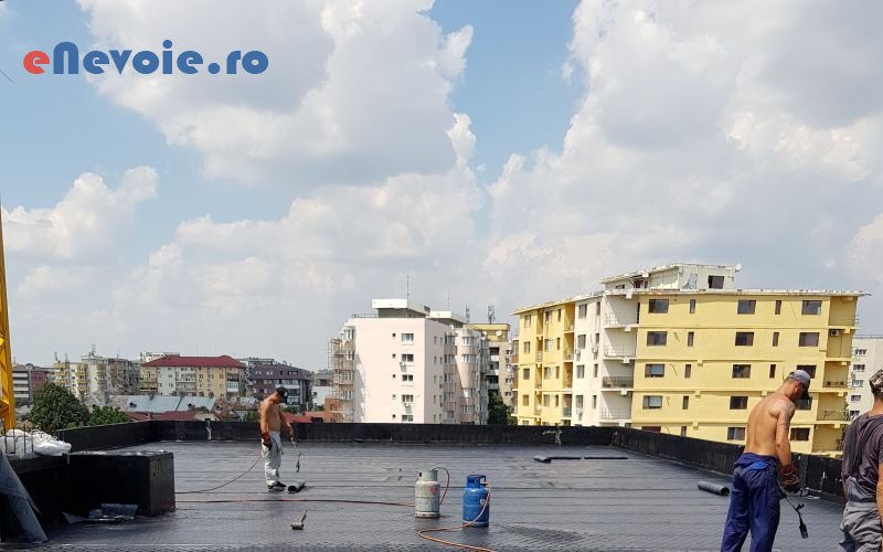 2hidroizolatii-acoperisuri-constructii-industriale-constructii-civile-constructii--sc-mincon-sera.png