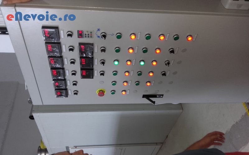 2reparatii-termice-reparatii-electrice-reparatii-sanitare-mentenanta-instalatii-climatizare-reparatii-aparate-aer-conditionat-monta-sc-nku-electr.png