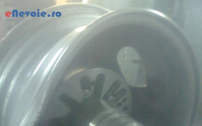 2indreptare-sudura-jante-vulcanizare-auto-auto-moto--sc-tyreservic.png