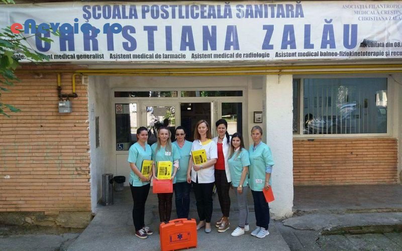 2cursuri-asistenti-medicali-educatie-formare-profesionala--scoala-sanita.png