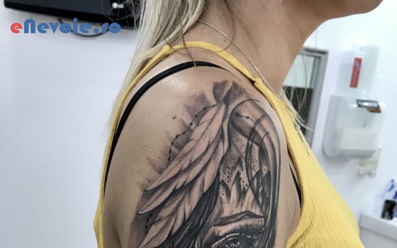 2tatuaje-piercinguri-cosmetica-relaxare--telless200820p.png