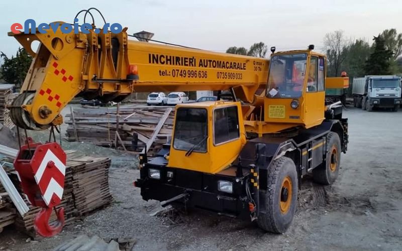 inchirieri-masini-de-transport-transport-depozitare--tractariautomangalia-6636-3b4.png