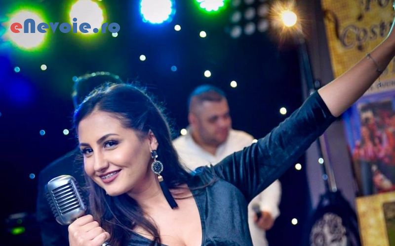 2divertisment-evenimente-formatie-muzicala-sonorizare-si-lumini-organizari-evenimente--trupa-vintage.png